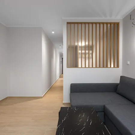 Westay #2, The Luxury Apartmán