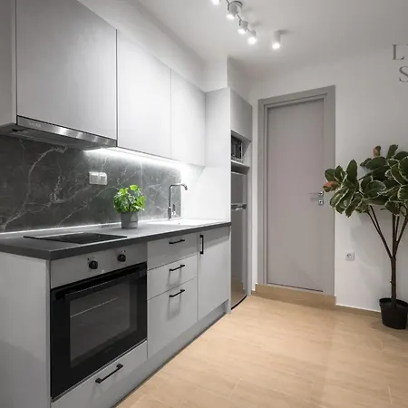 Westay #2, The Luxury * سالونيك