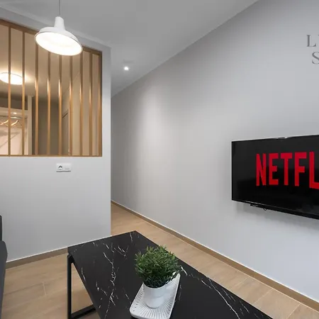 Westay #2, The Luxury Appartement *