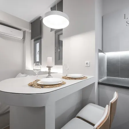 Westay #2, The Luxury