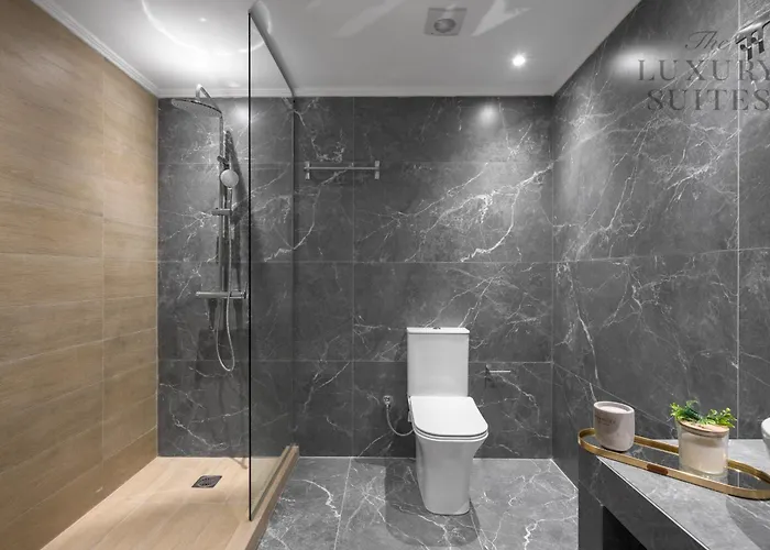Westay #2, The Luxury